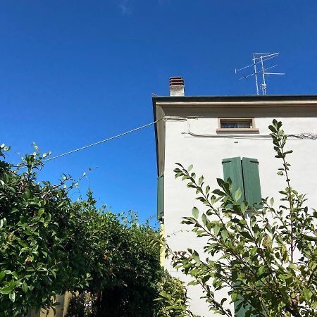 Casa Porto Vecchio Hotel Peschiera del Garda Eksteriør billede
